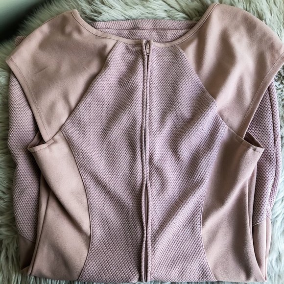 Short-Sleeve Glittery Pink Dress NWOT Size 7 - Picture 5 of 9